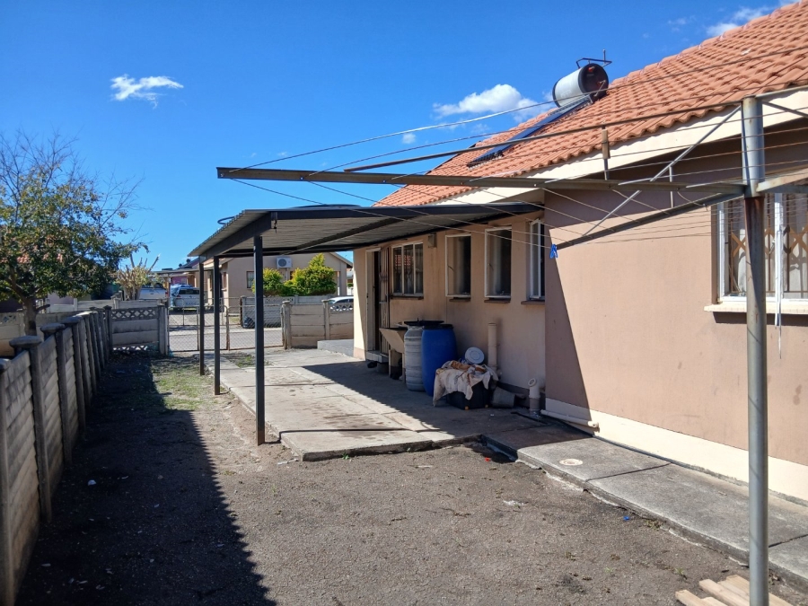 4 Bedroom Property for Sale in Freedom Park A North West